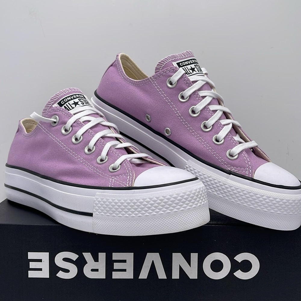 Converse WMNS A09394F CTAS LIFT OX
CLASSIC AMETHYST/WHITE/BLACK Platforms Snkrs - Picture 4 of 16